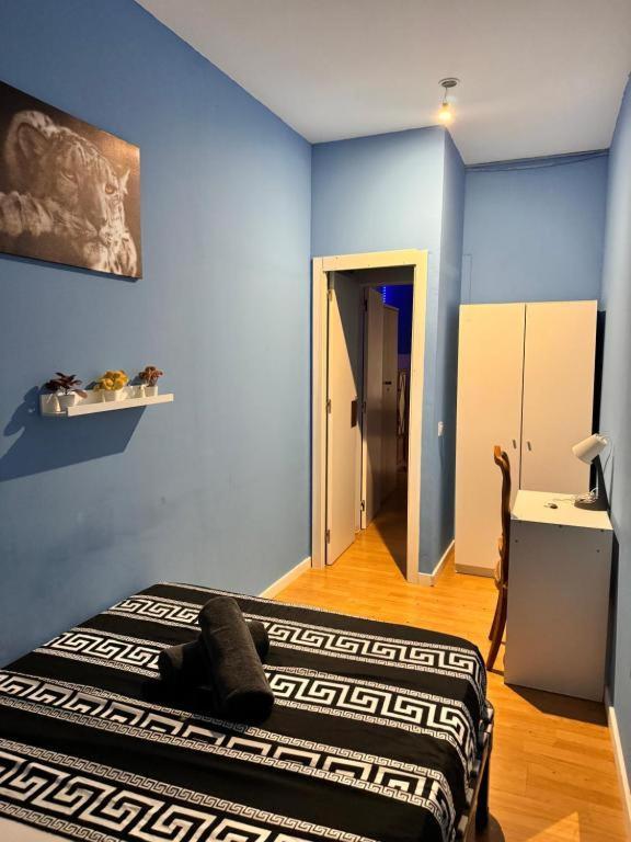 Rooms In Spacious Apartment In City Center Barcelone Extérieur photo